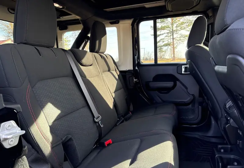 2021 Jeep Wrangler photo 59