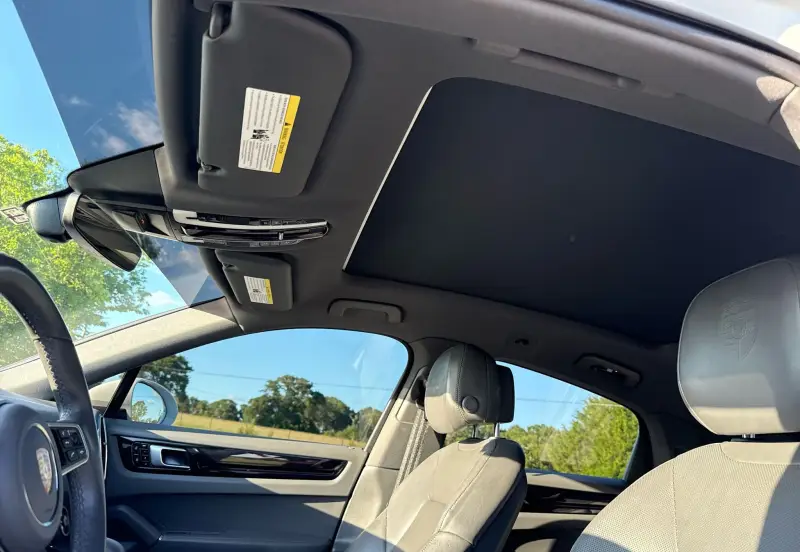 2021 Porsche Cayenne photo 16