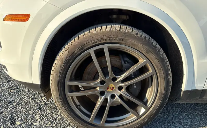 2021 Porsche Cayenne photo 56