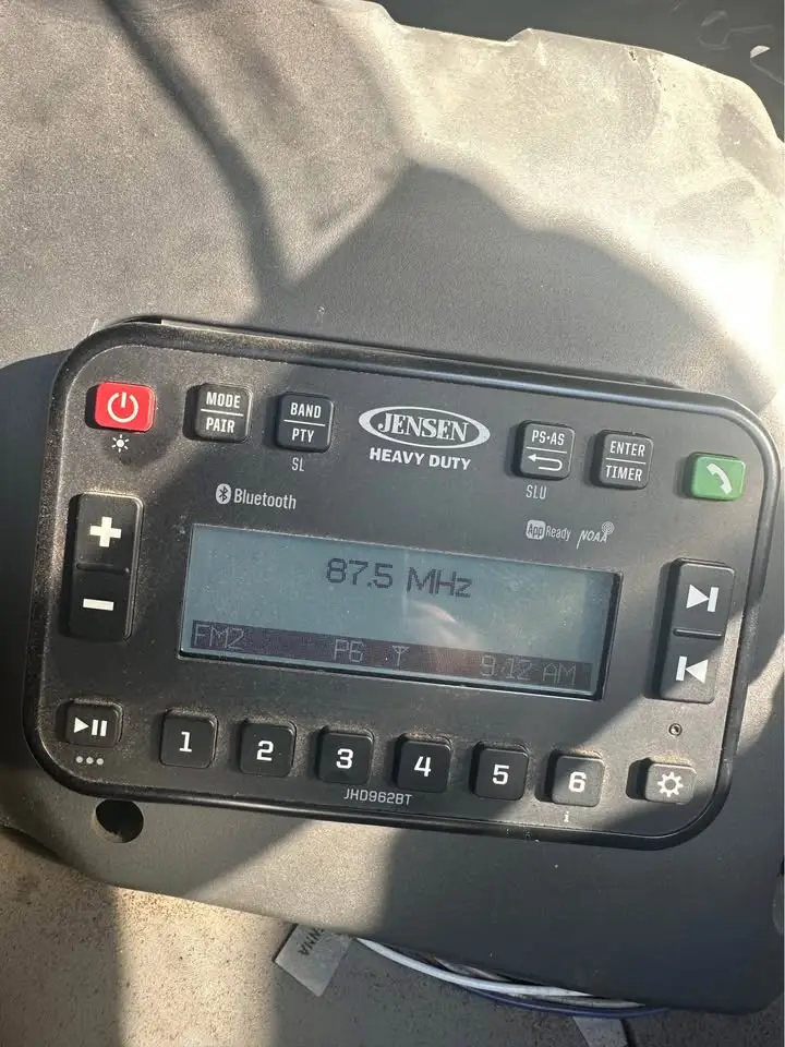 2023 Kubota SVL97-2 photo 11