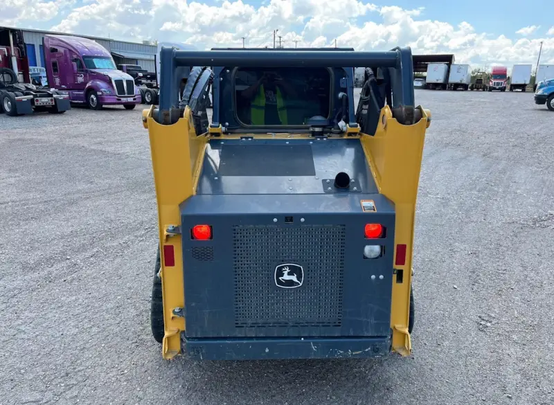 2022 John Deere 317G photo 8