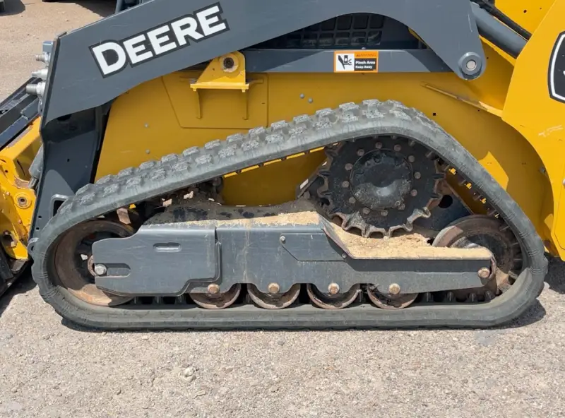 2022 John Deere 317G photo 20