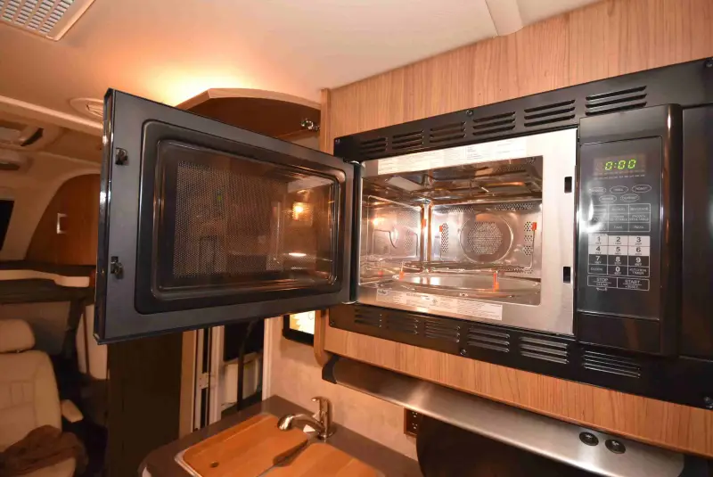 2014 Winnebago View 24V photo 23