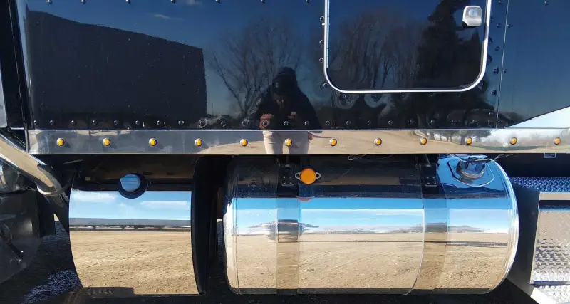 2022 Peterbilt 389 photo 8