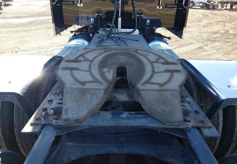 2022 Peterbilt 389 photo 28