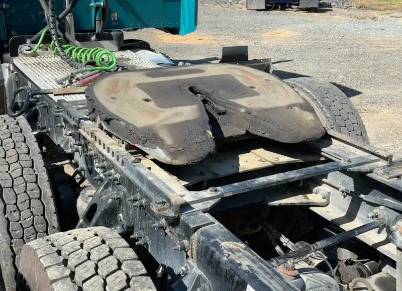 2019 Peterbilt 389 Cummins photo 12