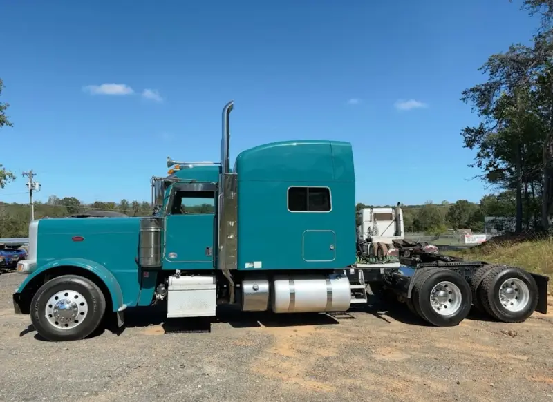 2019 Peterbilt 389 Cummins photo 5