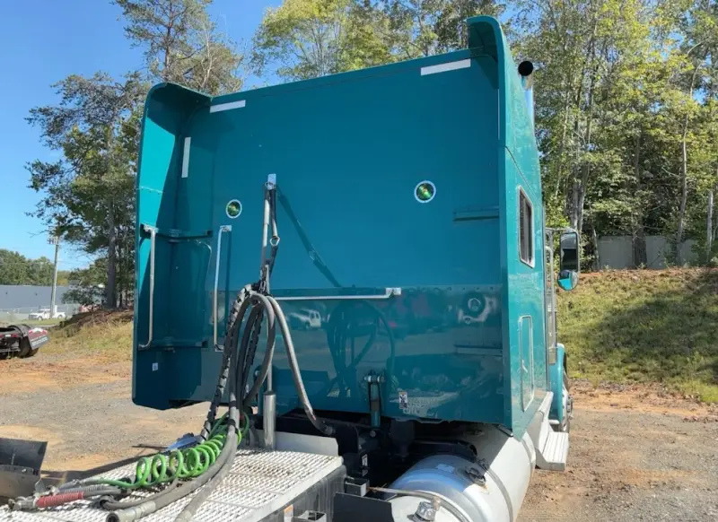 2019 Peterbilt 389 Cummins photo 9