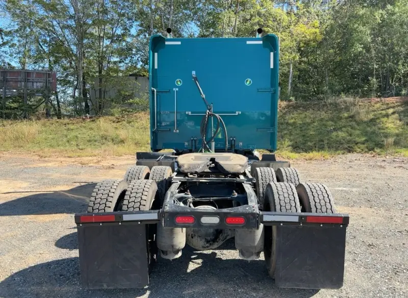 2019 Peterbilt 389 Cummins photo 8